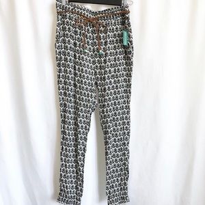 Twix exclusive Simmons printed jogger style pants